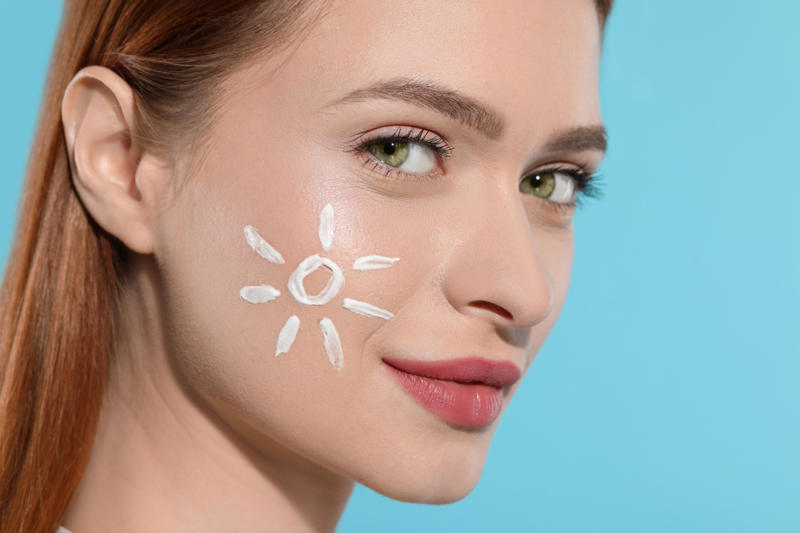 Retinol Ingredient-led beauty, Ingredient claims, Ingredient claims, Ingredient claims, Search surge, Millennials and Gen Z, Fad, or foresight?, Skin layers, Skin barrier, The middle layer: dermis, Biomolecules, Formulations, Dermis layer absorption, Peptides, Investigation