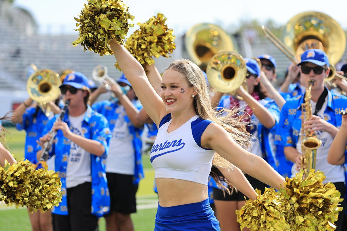 Fantastic cheerleader photos from the 2024 college football season