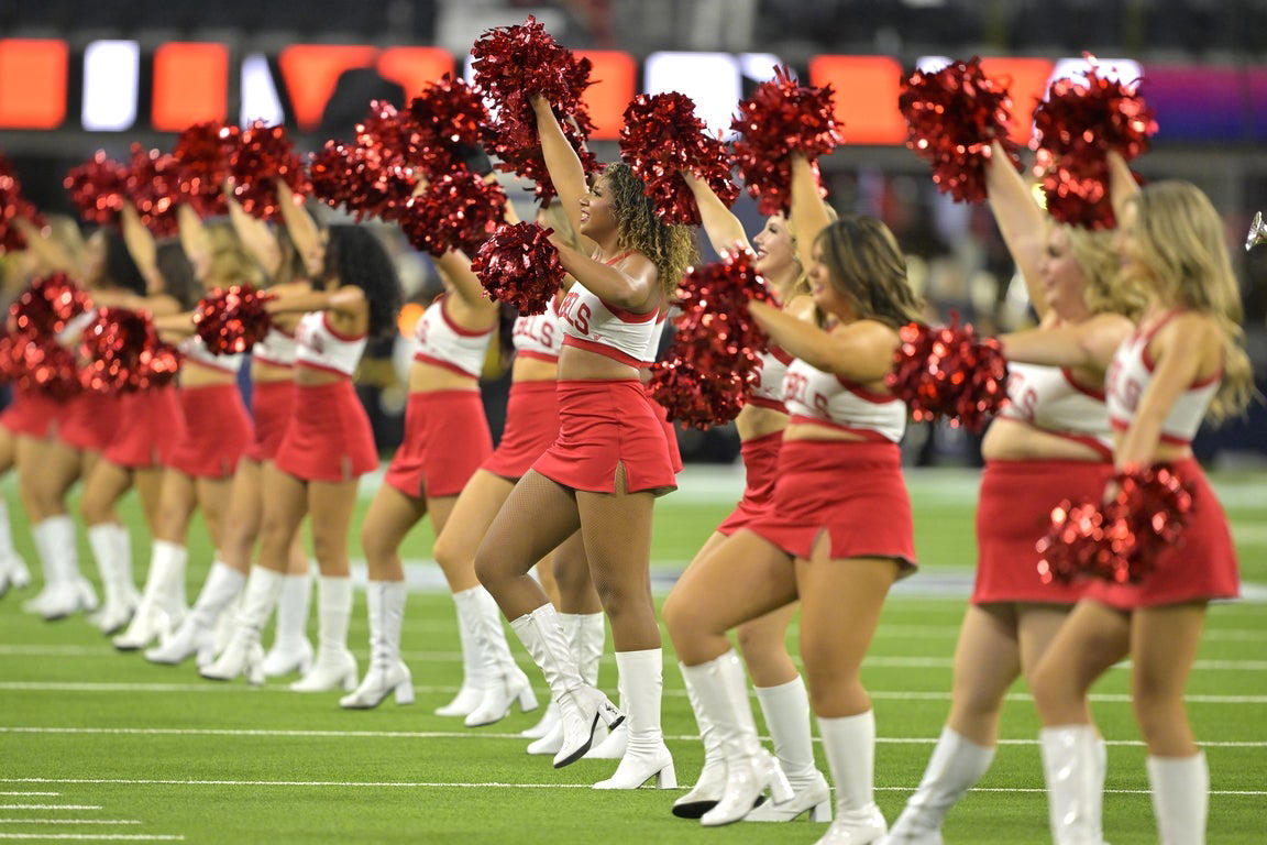 Fantastic cheerleader photos from the 2024 college football season