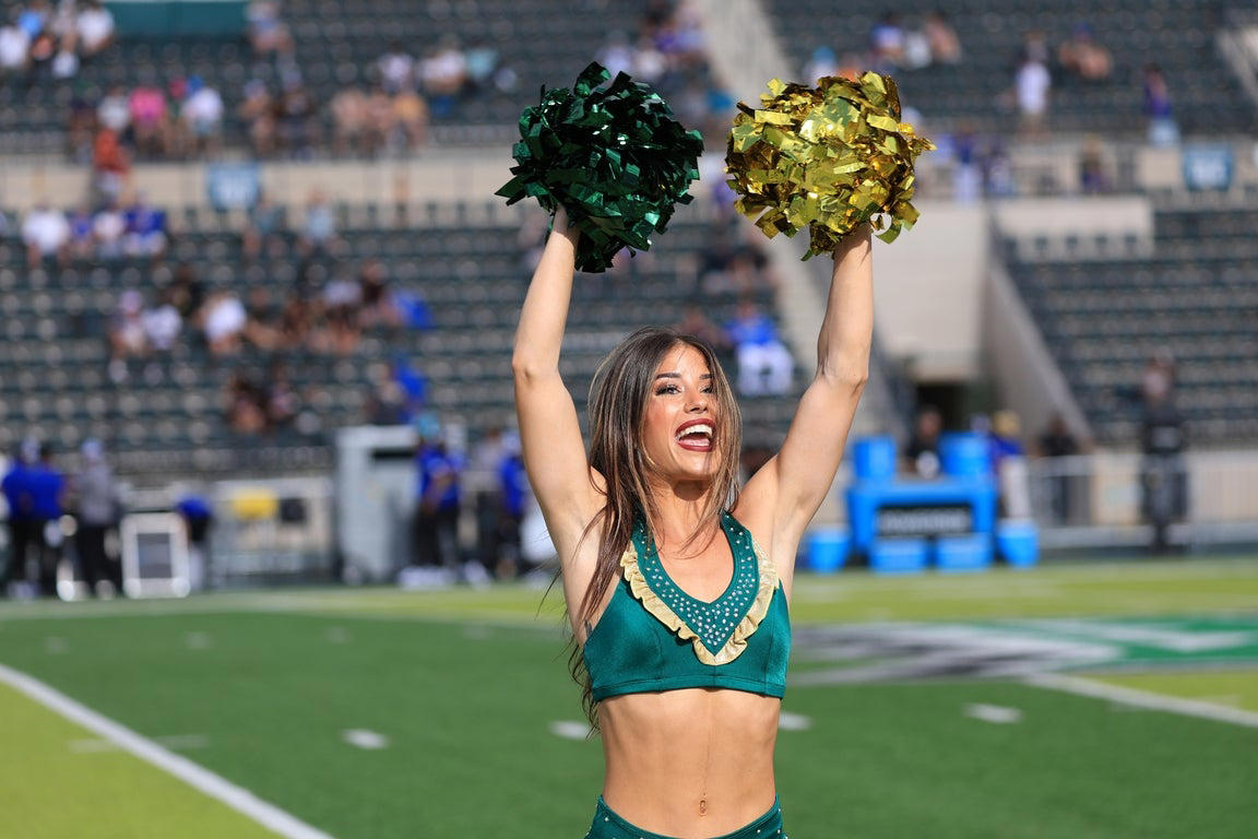 Fantastic cheerleader photos from the 2024 college football season