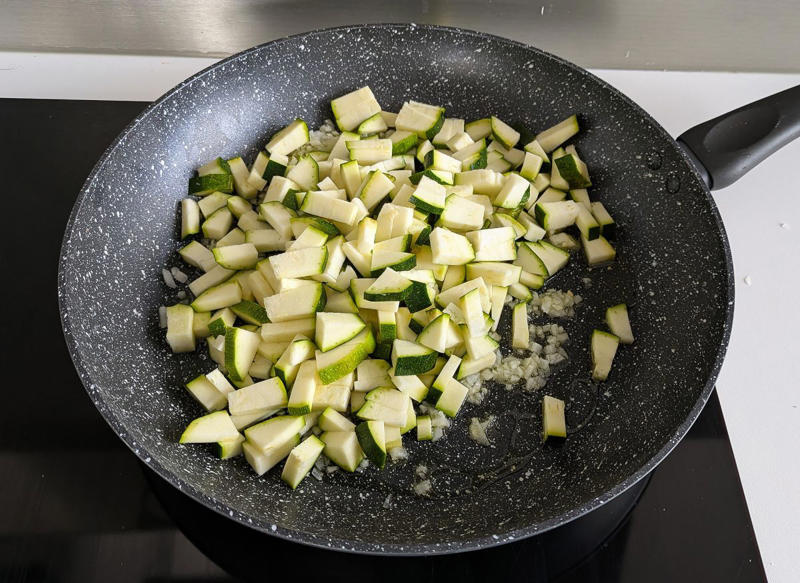 Main Dish, Ingredients, Materials, Preparation