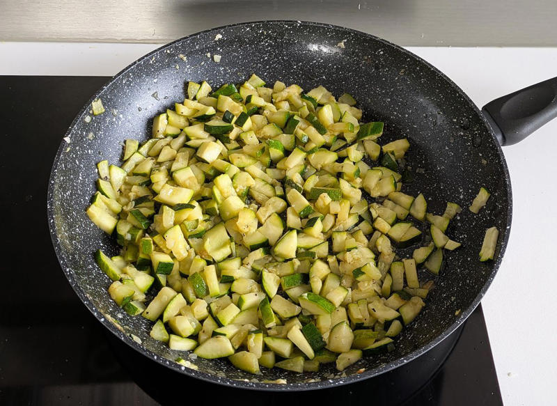 Main Dish, Ingredients, Materials, Preparation
