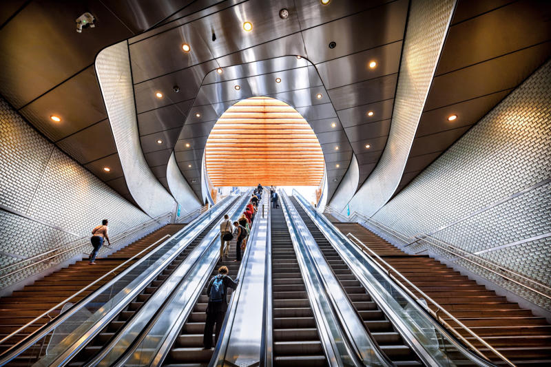 4. Châtelet–Les Halles, Paris, France 13. Oslo Sentralstasjon, Norway, 11. Leipzig Hauptbahnhof, Germany, 9. Gare Saint-Lazare, Paris, France, 7. Wien Hauptbahnhof, Vienna, Austria, 5. Gare de Lyon, Paris, France, 3. Utrecht Centraal, Netherlands, 1. Zürich Hauptbahnhof, Switzerland, 14. Munich Ostbahnhof, Germany, 12. Nürnberg Hauptbahnhof, Germany, 10. Hamburg-Altona, Germany, 8. Wien Meidling, Vienna, Austria, 6. Roma Tiburtina, Rome, Italy, 4. Châtelet–Les Halles, Paris, France, 2. Bremen Hauptbahnhof, Germany