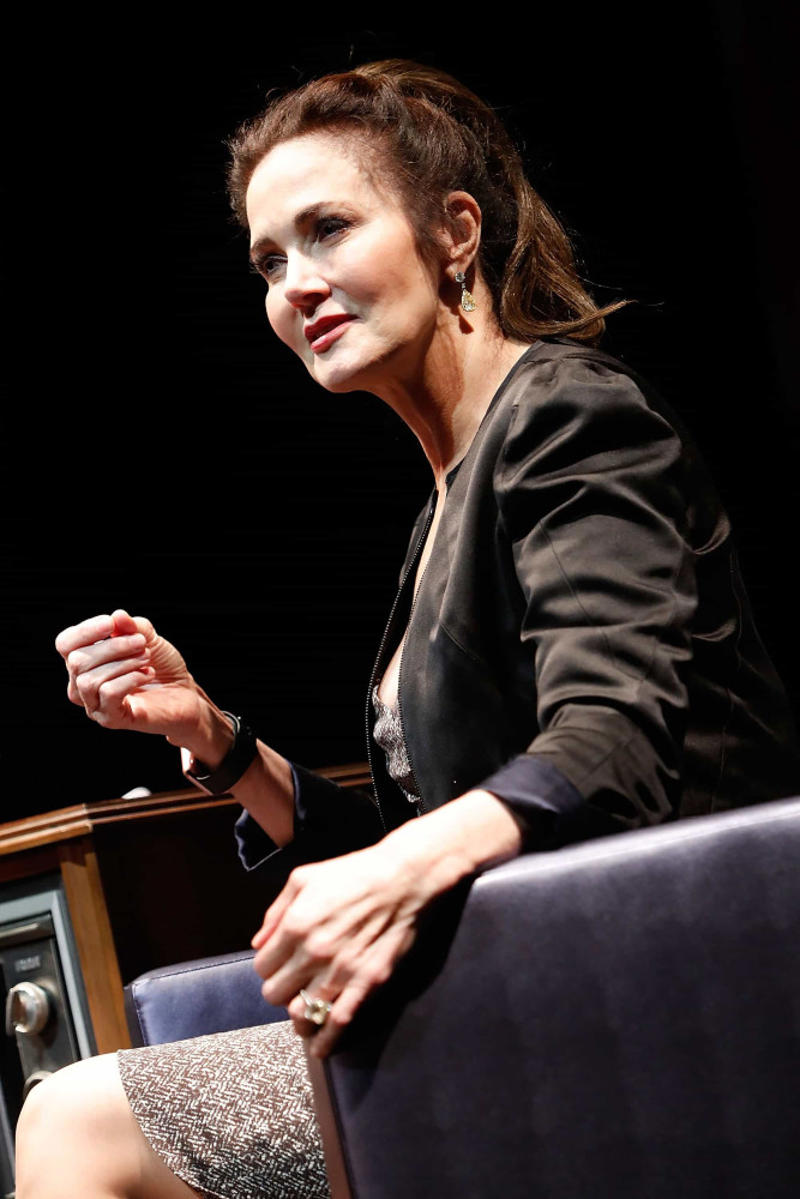 Speaking out on abuse in the film industry Lynda Jean Cordova, A passion for music, Moving into acting, The wonder years, Skeptical networks, An unprecedented success, The helicopter stunt, Jeannie Epper, Ron Samuels, Sage advice, True love, A normal family, Struggles with alcohol dependency, Passing the torch, Activist and icon, Unexpected controversy, Speaking out on abuse in the film industry, From the studio to the West End, A moment of recognition, A devastating shock, Wonder Woman