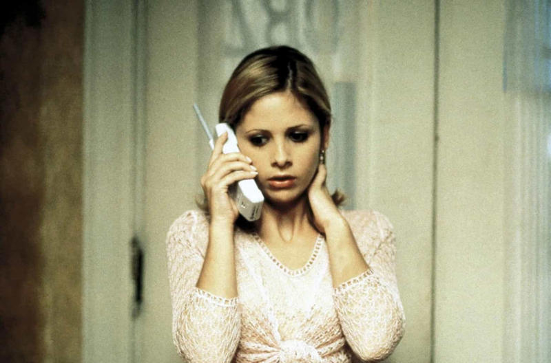 Sarah Michelle Gellar Shelley Duvall, Jamie Lee Curtis, Sarah Michelle Gellar, Mia Farrow, Vera Farmiga, Marilyn Burns, Naomi Watts, Samara Weaving, Heather Langenkamp, Carmen Ejogo, Lin Shaye, Barbara Steele, Anna Paquin