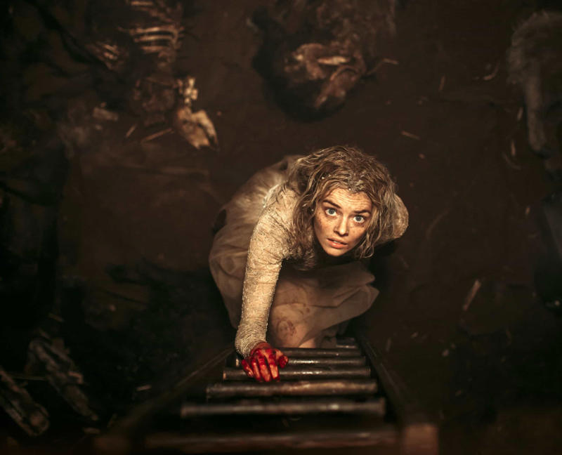 Samara Weaving Shelley Duvall, Jamie Lee Curtis, Sarah Michelle Gellar, Mia Farrow, Vera Farmiga, Marilyn Burns, Naomi Watts, Samara Weaving, Heather Langenkamp, Carmen Ejogo, Lin Shaye, Barbara Steele, Anna Paquin