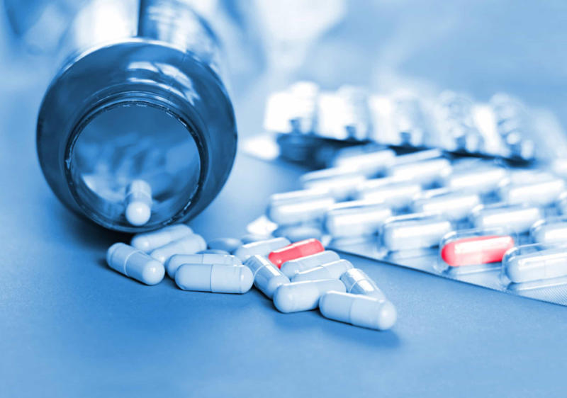 Blood pressure medications Blood pressure medications, Antidepressants, Blood thinners, Benzodiazepines, Gabapentin, Eye drops for glaucoma, Corticosteroids, Muscle relaxants, Proton pump inhibitors