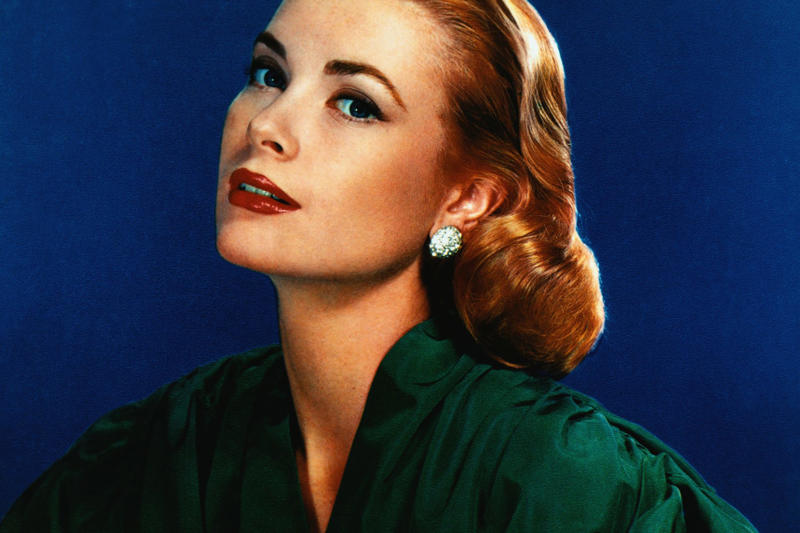 Forever icons, Audrey Hepburn, James Dean, Grace Kelly, Jane Birkin, Sean Connery, Brigitte Bardot, Claudia Cardinale, Ava Gardner, Humphrey Bogart, Elizabeth Taylor, Katharine Hepburn, Paul Newman, Anna Karina, Catherine Deneuve, Sofia Loren, Marcelo Mastroianni, Marilyn Monroe, Jean-Paul Belmondo, Alain Delon