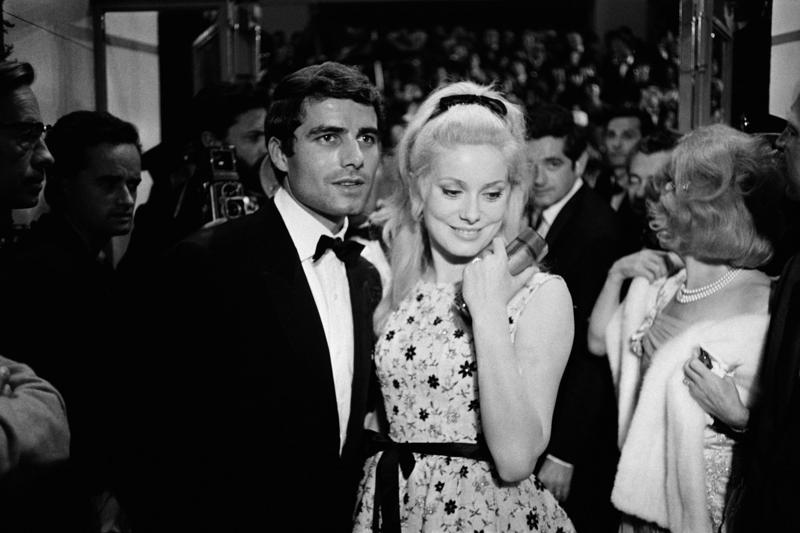 Forever icons, Audrey Hepburn, James Dean, Grace Kelly, Jane Birkin, Sean Connery, Brigitte Bardot, Claudia Cardinale, Ava Gardner, Humphrey Bogart, Elizabeth Taylor, Katharine Hepburn, Paul Newman, Anna Karina, Catherine Deneuve, Sofia Loren, Marcelo Mastroianni, Marilyn Monroe, Jean-Paul Belmondo, Alain Delon