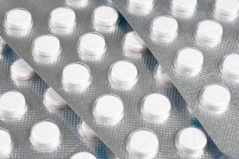 Muscle relaxants Blood pressure medications, Antidepressants, Blood thinners, Benzodiazepines, Gabapentin, Eye drops for glaucoma, Corticosteroids, Muscle relaxants, Proton pump inhibitors