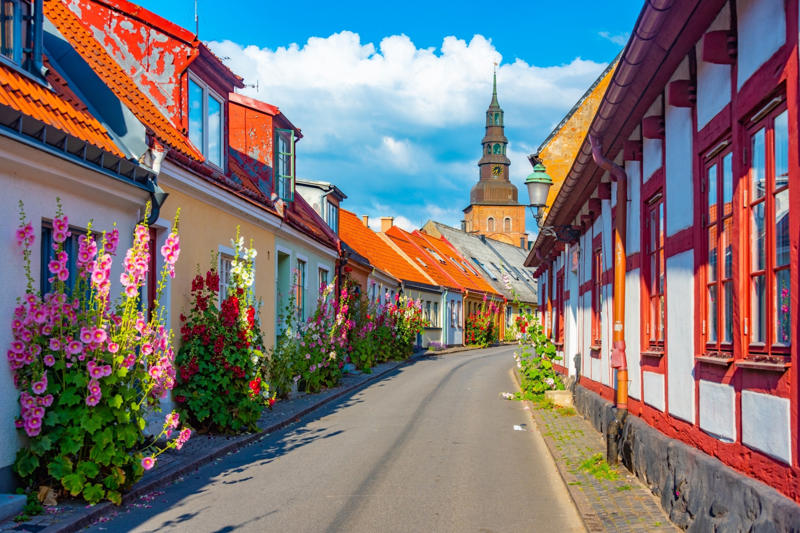 30. Hungary, 28. Canada, 26. Portugal, 24. Croatia, 22. Lithuania, 20. Iceland, 18. Slovakia, 16. Ireland, 14. Belgium, 12. The Netherlands, 10. Denmark, 8. Austria, 6. Sweden, 4. Finland, 2. Luxembourg