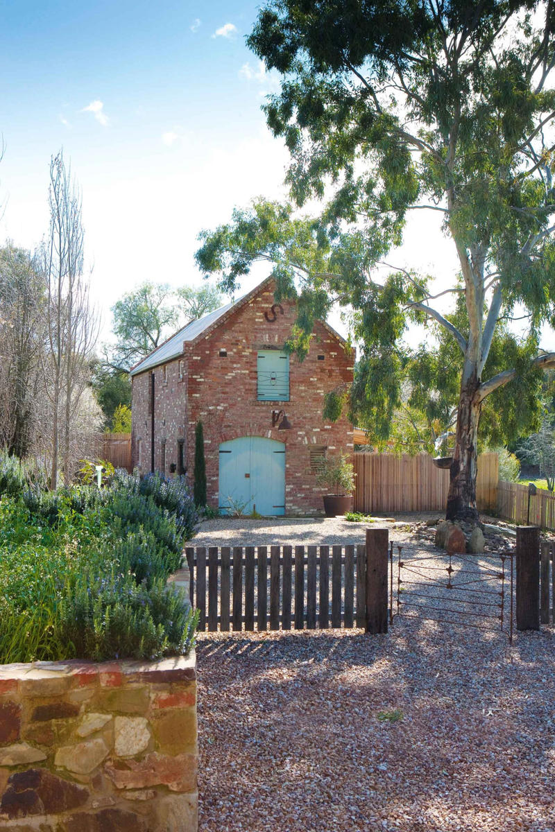 Are shed houses cheaper to build?, 9 gorgeous shed house conversions to inspire,      A converted shearer’s shed   ,      A luxurious family shed   ,      A delightfully unique ‘shouse’    ,      A modern black shed   ,      A restored milking shed   ,      A colourful, open-plan shed   ,      A converted shearing shed    ,      A sleek black barn   ,      A European-inspired brick shed   
