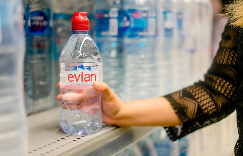 4. You should drink eight glasses of water a day 37. Strawberries are berries, 36. The five-second rule is a thing, 35. Canned food is less nutritious, 34. Spinach is the ultimate iron powerhouse, 33. Your 'five a day' is based on hard science, 32. Broccoli contains more protein than steak, 31. Keeping the pit in an avocado will prevent it from browning, 30. If a soup is too salty, you should add a peeled raw potato, 29. Subway uses fake chicken and tuna, 28. Beaver secretions are used in all artificial vanilla products, 27. The longer you marinate meat, the better, 26. American cheese was invented in the USA, 25. You shouldn't cook tomatoes in a cast-iron pan, 24. You should always sift your flour for baking, 23. Turkey makes you sleepy, 22. Fast food fries are vegan, 21. Drinking milk prevents bone fractures, 20. You shouldn’t cook with extra-virgin olive oil, 19. You shouldn’t crowd mushrooms in a pan, 18. You shouldn't wash mushrooms, 17. Oranges are the fruit with the most vitamin C, 16. Raw vegetables are healthier than cooked vegetables, 15. KFC uses genetically engineered chickens, 14. The seeds are the spiciest part of a chilli pepper, 13. Eating celery burns more calories than you gain, 12. You should wait half an hour after eating before swimming, 11. If you swallow gum, it'll stay in your stomach for seven years, 10. You should wash your chicken, 9. McDonald’s food never spoils, 8. Searing meat keeps the juices in, 7. MSG is bad for you, 6. Eating carrots improves your eyesight, 5. Sharp knives are more likely to cause an injury, 4. You should drink eight glasses of water a day, 3. Chocolate gives you spots, 2. Adding oil to pasta water prevents it from sticking