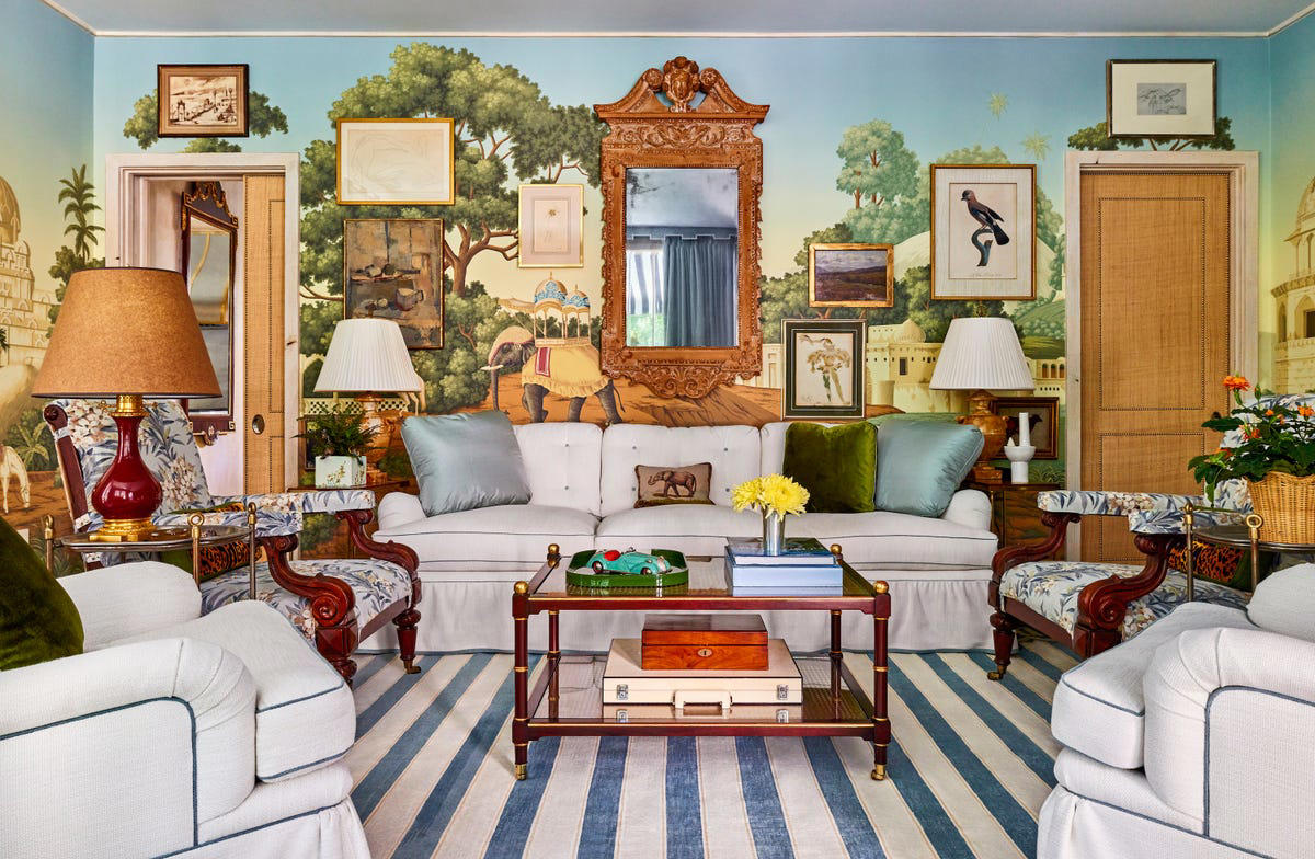 Conversation-Starting Curves , Traditional Trims and Welts, Classic Silhouettes , Sumptuous Upholstery, Bold, Graphic Pattern, Warm Earth Tones, Jewel-Like Hardware