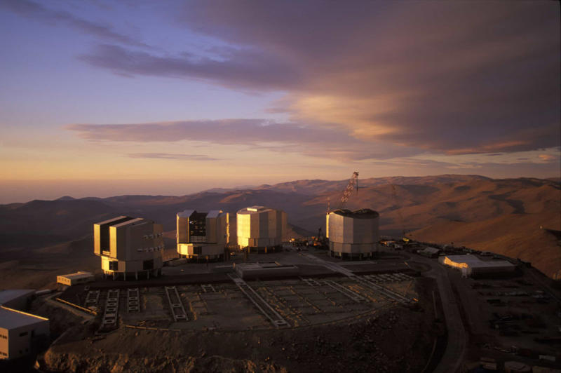 Very Large Telescope, Chile La Silla Observatory, Chile, Kitt Peak National Observatory, USA, Mauna Kea Observatories, USA, Australian Astronomical Observatory, Australia, Roque de los Muchachos Observatory, Spain, South African Astronomical Observatory, South Africa, Arecibo Observatory, Puerto Rico, Indian Astronomical Observatory, India, Royal Observatory, Scotland, Griffith Observatory, USA, Karl G. Jansky Very Large Array, USA, Atacama Large Millimeter Array, Chile, South Pole Telescope, Antarctica, Very Large Telescope, Chile, Sydney Observatory, Australia, Yerkes Observatory, USA