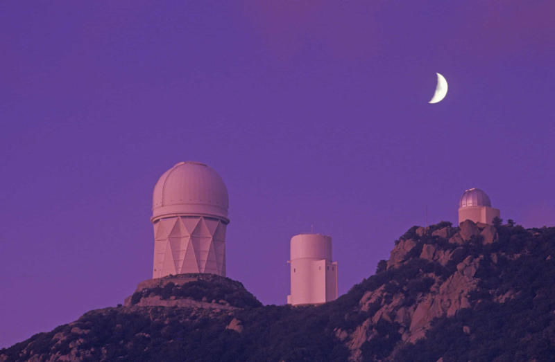Kitt Peak National Observatory, USA La Silla Observatory, Chile, Kitt Peak National Observatory, USA, Mauna Kea Observatories, USA, Australian Astronomical Observatory, Australia, Roque de los Muchachos Observatory, Spain, South African Astronomical Observatory, South Africa, Arecibo Observatory, Puerto Rico, Indian Astronomical Observatory, India, Royal Observatory, Scotland, Griffith Observatory, USA, Karl G. Jansky Very Large Array, USA, Atacama Large Millimeter Array, Chile, South Pole Telescope, Antarctica, Very Large Telescope, Chile, Sydney Observatory, Australia, Yerkes Observatory, USA