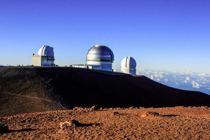 Mauna Kea Observatories, USA La Silla Observatory, Chile, Kitt Peak National Observatory, USA, Mauna Kea Observatories, USA, Australian Astronomical Observatory, Australia, Roque de los Muchachos Observatory, Spain, South African Astronomical Observatory, South Africa, Arecibo Observatory, Puerto Rico, Indian Astronomical Observatory, India, Royal Observatory, Scotland, Griffith Observatory, USA, Karl G. Jansky Very Large Array, USA, Atacama Large Millimeter Array, Chile, South Pole Telescope, Antarctica, Very Large Telescope, Chile, Sydney Observatory, Australia, Yerkes Observatory, USA