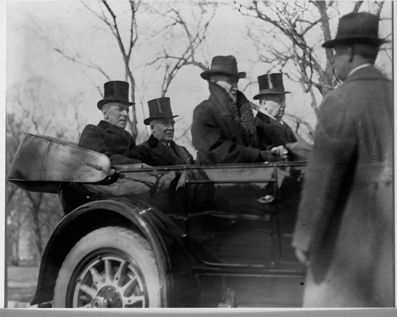 Warren Harding picked up the motorcade tradition. President Taft was a major influence., Woodrow Wilson continued the tradition., Warren Harding picked up the motorcade tradition., FDR modified his car., It isn't just presidents that get the motorcade treatment., Truman favored Lincolns., Eisenhower continued in Truman's footsteps., In 1963, tragedy shook the nation., It didn't put an end to motorcades., Presidential cars are armored., The Air Force transports the cars., Motorcades always made for good photo ops., Reagan was the last president to use the 1972 Continental., Clinton favored the Fleetwood., In the new millennium, presidential cars became truly unique.