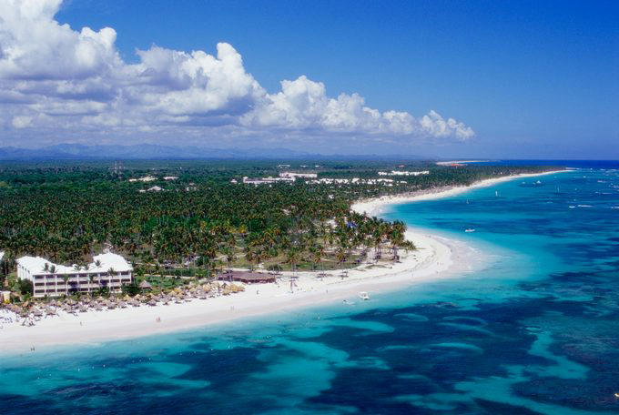 1. Elafonissi Beach, 2. Banana Beach, 3. Eagle Beach, 4. Siesta Beach, 5. Praia da Falesia, 6. Varadero Beach, 7. Bavaro Beach, 8. Playa de Muro Beach