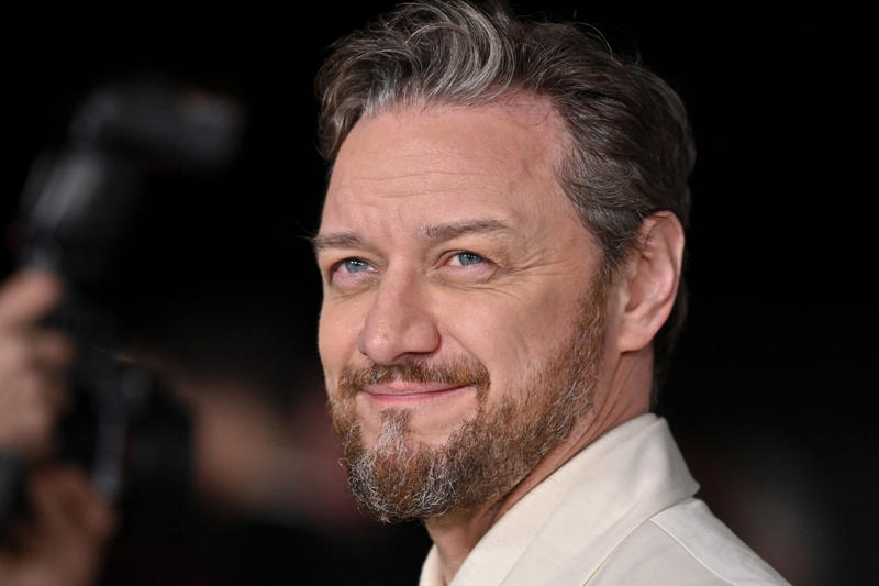 Harrison Ford, Hugh Jackman, Sandra Bullock, Robert De Niro, Elijah Wood, Jude Law, Meryl Streep, Chris Rock, Jeff Daniels, Daniel Day-Lewis, Rachel McAdams, Bill Murray, Michael Fassbender, John Travolta, Nicole Kidman, Harvey Keitel, James McAvoy, Russell Crowe, Vera Farmiga, Robert Pattinson, Sarah Jessica Parker, Chris Hemsworth, Daniel Radcliffe, Josh Hartnett, Christopher Walken, Mark Ruffalo, Neve Campbell, Edward Norton