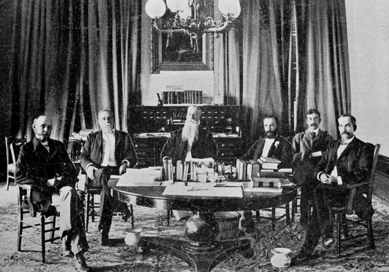 Republic of Hawaii Kamehameha I (c. 1761 –1819), Kamehameha II (1797–1824), Queen Kamāmalu (1802–1824), Hawaiian royalty visits British royalty, Kamehameha III (1814–1854), The kingdom's longest-reigning monarch, Seeking trade deals beyond the United States, A revival of traditional customs, The queen that wasn't, Reciprocity Treaty of 1875, Anti-monarchist sentiment, Assassination fears, Queen Liliʻuokalani (1838–1917), Liliʻuokalani ordered to relinquish her power, Republic of Hawaii, Death of the last sovereign of Hawaii, Hawaii formally annexed by the US
