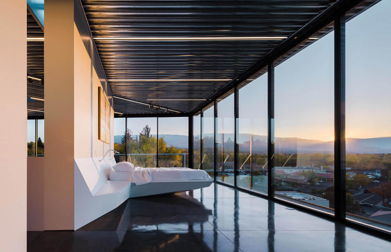 Shapeshifter, Nevada, USA These stunning desert dwellings are no mirage, Folly Joshua Tree, California, USA, Monument House, California, USA, Suzanne Somers’ desert compound, California, USA, The Cedar House, California, USA, Pobble House, Kent, UK, Mia Riad, California, USA, Tucson Mountain Retreat, Arizona, USA, Dancing Light House, Arizona, USA, Arroyo House, Nevada, USA, Casa Caldera, Arizona, USA, Shapeshifter, Nevada, USA