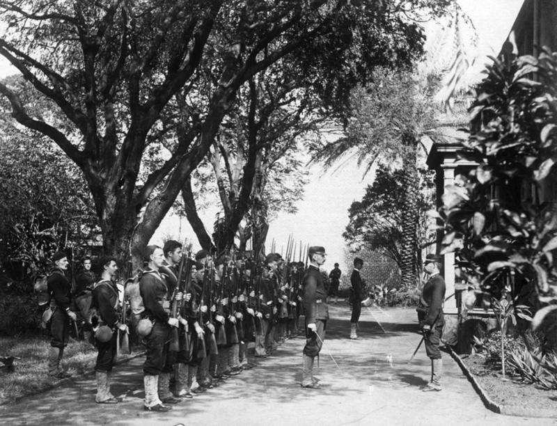 Liliʻuokalani ordered to relinquish her power Kamehameha I (c. 1761 –1819), Kamehameha II (1797–1824), Queen Kamāmalu (1802–1824), Hawaiian royalty visits British royalty, Kamehameha III (1814–1854), The kingdom's longest-reigning monarch, Seeking trade deals beyond the United States, A revival of traditional customs, The queen that wasn't, Reciprocity Treaty of 1875, Anti-monarchist sentiment, Assassination fears, Queen Liliʻuokalani (1838–1917), Liliʻuokalani ordered to relinquish her power, Republic of Hawaii, Death of the last sovereign of Hawaii, Hawaii formally annexed by the US