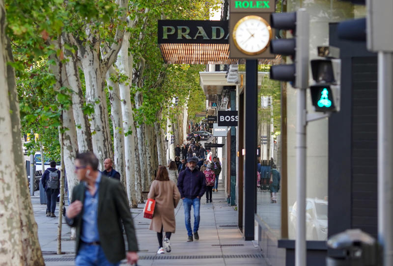 Bond Street, London, UK, Fifth Avenue, New York, USA, Orchard Road, Singapore, Rodeo Drive, Beverly Hills, USA, Bahnhofstrasse, Zurich, Switzerland, Pitt Street Mall, Sydney, Australia, Ginza, Tokyo, Japan, Pieter Cornelisz Hooftstraat, Amsterdam, Netherlands, Strøget, Copenhagen, Denmark, Calle de Serrano, Madrid, Spain, Myeongdong, Seoul, South Korea, Via del Corso, Rome, Italy