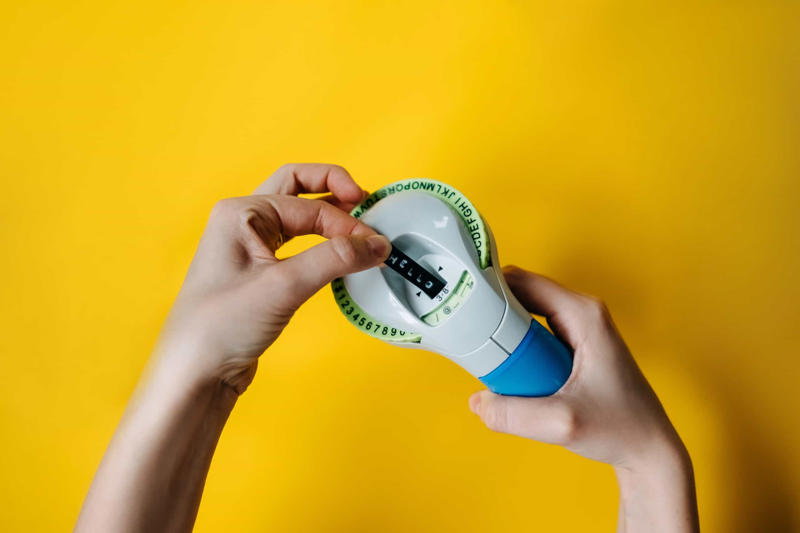 Label maker Deep fryer, Electric egg cooker, Mosquito zappers, Space-saving vacuum bags, Filing cabinets, Popcorn machine, Electric can opener, Salad spinner, Exercise gadgets, Paperweights, Egg separator, Banana slicer, Coffee pods, Bottled water, Label maker, Ultrasonic pest repellents