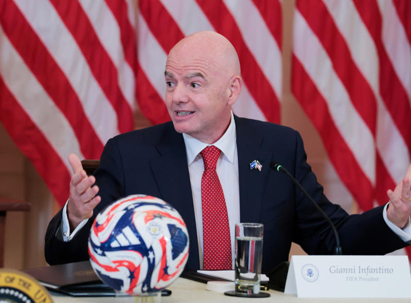 Will the US be ready to host the 2026 World Cup? The 2026 World Cup task force, The Club World Cup, Will the US be ready to host the 2026 World Cup?, Travel ban, Trump and his "51st state", Mexico's answer, View of the US Travel Association, Coping with millions of visitors, Unacceptable visa waiting time, Department of State and FBI to step in, "America will welcome the world", Overstaying their welcome, Host cities in Canada, A tournament money spinner, Arriving on time, Delayed?