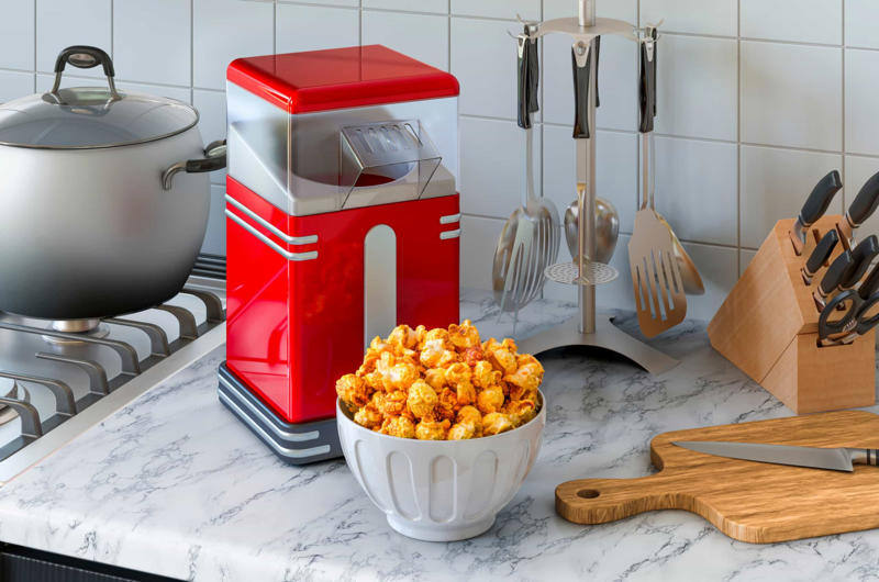 Popcorn machine Deep fryer, Electric egg cooker, Mosquito zappers, Space-saving vacuum bags, Filing cabinets, Popcorn machine, Electric can opener, Salad spinner, Exercise gadgets, Paperweights, Egg separator, Banana slicer, Coffee pods, Bottled water, Label maker, Ultrasonic pest repellents