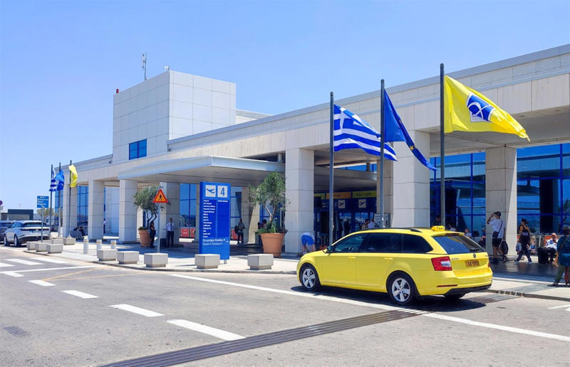 6. Athens International Airport, Greece 19. Marrakesh Menara Airport, Morocco, 18. Milan Bergamo Airport, Italy, 17. Leonardo da Vinci International Airport, Italy, 14. Humberto Delgado Airport, Portugal, 13. Sir Seewoosagur Ramgoolam International Airport, Mauritius, 12. Francisco Sá Carneiro Airport, Portugal, 11. Bari Karol Wojtyła Airport, Italy, 10. Auckland Airport, New Zealand, 9. Milan Malpensa Airport, Italy, 8. Málaga-Costa del Sol Airport, Spain, 7. Gran Canaria Airport, Gran Canaria, Spain, 6. Athens International Airport, Greece, 5. Fuerteventura Airport, Fuerteventura, Spain, 4. César Manrique-Lanzarote Airport, Lanzarote, Spain, 3. Cristiano Ronaldo International Airport, Madeira, Portugal, 2. Queenstown International Airport, New Zealand