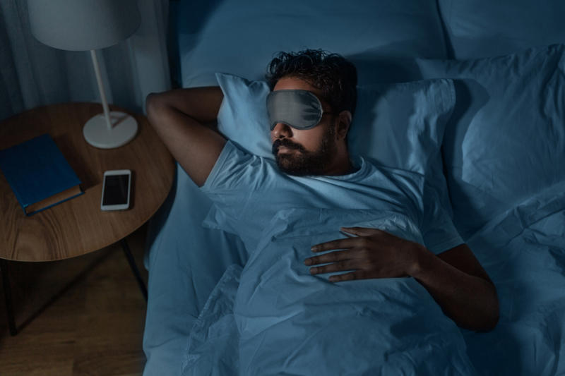 Sleep on it before purchasing large items Use new bills, Limit the number of stores you go to, Don't make friends with the sales staff, Take a mindful break, Avoid shopping at peak times, Suck on a mint while you shop, Sleep on it before purchasing large items, Never go shopping without a list, Wear headphones when you run errands, Make yourself walk away, Say "no" to sales, unless the item is already on your list, Leave your credit cards at home, Don't shop when you’re feeling emotional, Always double check that you're getting the best value