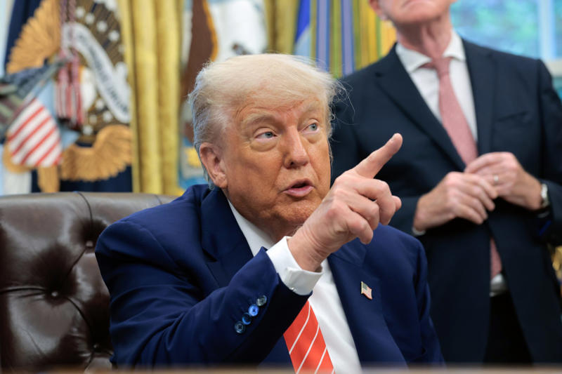 The kind of refugees that Trump wants, A privileged group, Trump is "saving" them, Murder rate, Seeking greener pastures, An offer, Executive order, Claims of discrimination, Land law, No seizing, Misinformation, The demographic