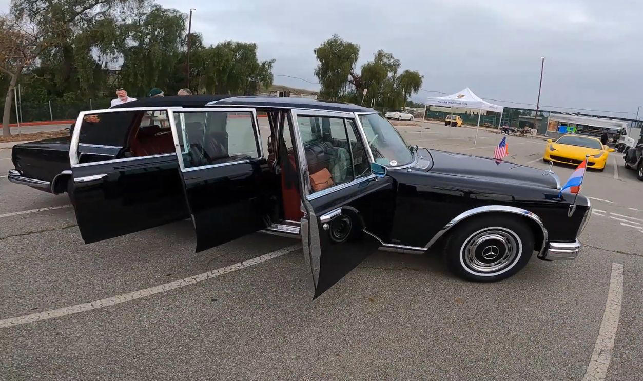 A Collection Fit For A King, 1954 Cadillac Fleetwood Sixty Special, 1955 Cadillac Fleetwood 75 Limousine, 1956 Harley-Davidson Model 165 ST, 1956 Lincoln Premiere, 1956 Lincoln Continental Mark II, 1956 Cadillac Eldorado Biarritz, 1956 Messerschmitt KR200, 1956 Ford Thunderbird, 1957 BMW 507, 1958 Lincoln Continental Mark III, 1960 Rolls-Royce Silver Cloud, 1960 Cadillac Series 75 Fleetwood Limousine, 1960 Willys DJ-3A Surrey Jeep, 1960 MG MGA 1600 MKI, 1962 Lincoln Continental, 1963 Rolls-Royce Phantom V, 1963 Buick Riviera, 1965 Honda Dream Touring 300 Motorcycle, 1966 Harley-Davidson Shovelhead FLH Chopper, 1967 Lincoln Executive Limousine, 1968 Cadillac Eldorado, 1969 Six-Door Mercedes-Benz 600 Limousine, 1969 Four-Door Mercedes-Benz 600 Limousine, 1969 Mercedes-Benz 280 SL Pagoda Roadster, 1971 De Tomaso Pantera, 1971 Stutz Blackhawk I, 1973 Stutz Blackhawk III, 1974 Cadillac DeVille Station Wagon, 1974 International Scout, 1974 Rupp Centaur Three-Wheeler Motorcycle, 1975 Ferrari Dino 308 GT4, 1975 Lincoln Mark V, 1977 Cadillac Seville, 1948 Chevrolet Fleetmaster Panel Wagon