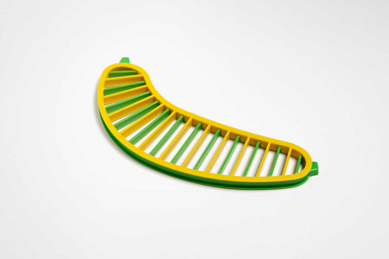 Banana slicer Deep fryer, Electric egg cooker, Mosquito zappers, Space-saving vacuum bags, Filing cabinets, Popcorn machine, Electric can opener, Salad spinner, Exercise gadgets, Paperweights, Egg separator, Banana slicer, Coffee pods, Bottled water, Label maker, Ultrasonic pest repellents