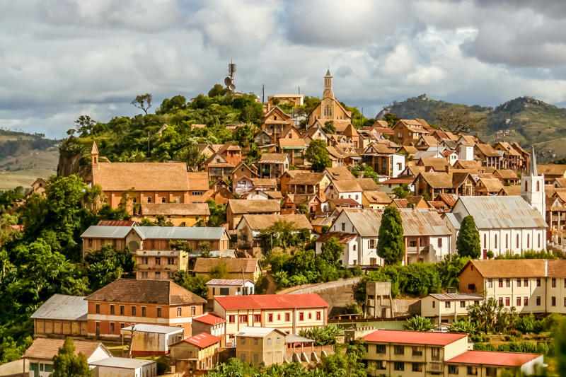 No Olympic medal: Madagascar No river, No river: Kuwait, No river: Oman, No river: Saudi Arabia, No forest: San Marino, No forest: Oman, No Olympic medal, No Olympic medal: Madagascar, No Olympic medal: Myanmar, No farms, No farms: Monaco, No airport, No airport: Monaco, No airport: Liechtenstein, No army: Mauritius, No army: Vanuatu, No army: Costa Rica, No army: Panama, No army: Iceland, No coastline, No coastline: Mali, No coastline: Niger, No coastline: Chad, No coastline: Mongolia, No coastline: Kazakhstan, No mountains, No mountains: Denmark, No mountains: Gambia, No mountains: Qatar, No mountains: Maldives, No UNESCO World Heritage sites, No UNESCO World Heritage sites: Liberia, No UNESCO World Heritage sites: Guyana, No UNESCO World Heritage sites: South Sudan, No UNESCO World Heritage sites: Somalia