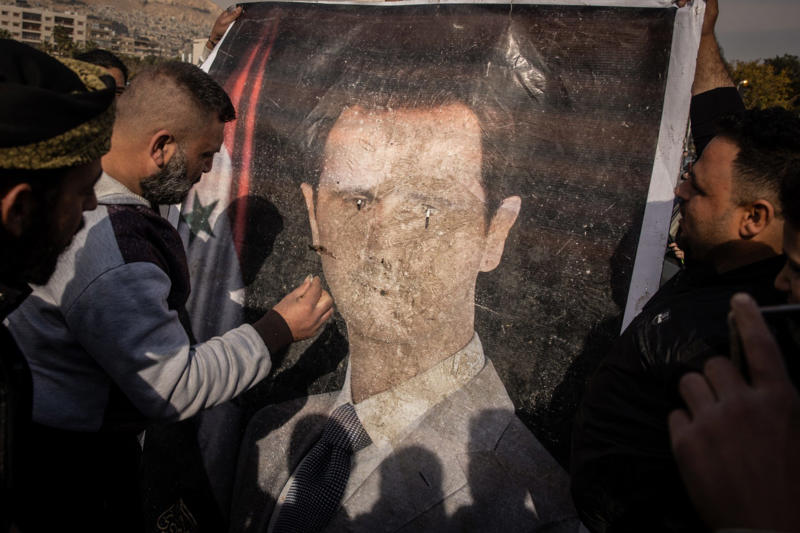 Keeping them on their toes, Wrestling with the reality, Impromptu meeting with al-Sharaa, Trump's praise for former jihadist, A quick hello, 50-year sanctions lifted, "A chance at greatness", "Time to shine", A step up, All in the past, Years of US estrangement, The start of a new era in the Middle East?, Turkey and Saudi's role, A standing ovation, Fireworks in Damascus, A glimmer of hope for a beleaguered land, Undermining Iranian influence, Huge investment on the cards