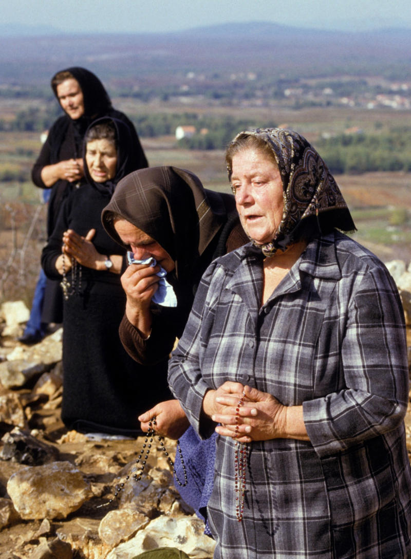 A place of spiritual enrichment, Cardinal Víctor Manuel Fernández, Apparitions of the Virgin Mary, Crnica hill, Bijakovici, "Queen of Peace", Catholicism and communism, Fleeing reprimands, Collapse of communism, Worth closer scrutiny, A skeptical Rome, Major center of Catholic pilgrimage, Finding a new life, Spiritual conversion, "The confessional of the world", Controversial