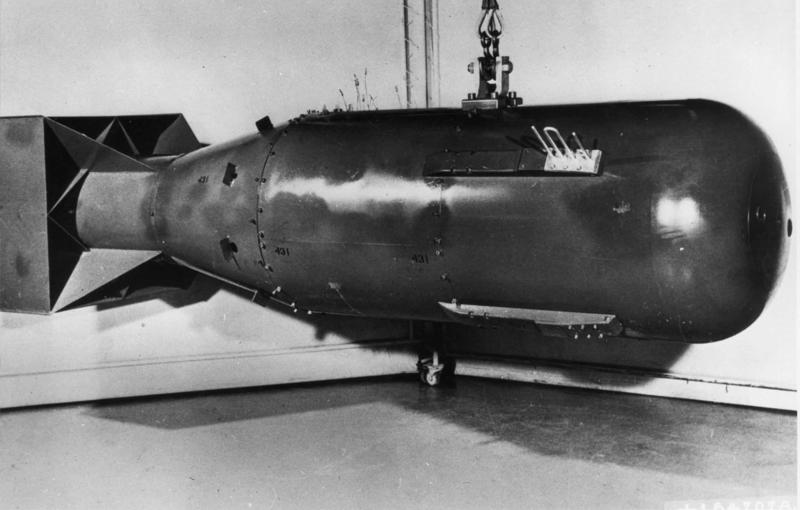 Nuclear bomb Discovery, Pure uranium, Radioactivity, Where did it come from?, There’s more uranium than silver, Rate of decay, Uranium is not the most radioactive element, Nuclear fission, Nuclear bomb, Depleted uranium, Who uses nuclear power?, Other uses of nuclear energy, Nuclear Non-Proliferation Treaty, Disarmament