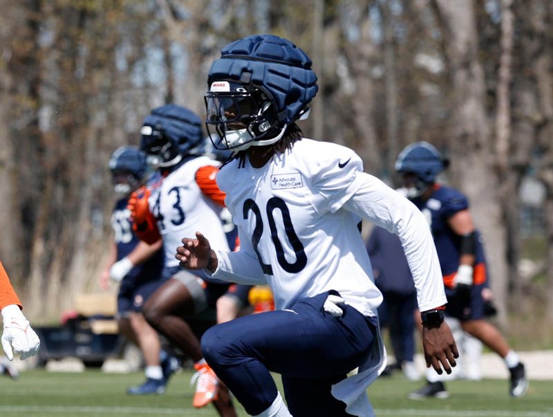 1. QB Caleb Williams, 2. WR Rome Odunze, 3. RB Roschon Johnson, 4. WR Luther Burden III, 5. C Drew Dalman, 6. OT Ozzy Trapilo, 7. DT Grady Jarrett, 8. CB Kyler Gordon, 9. CB Zah Frazier, 10. S Jaquan Brisker