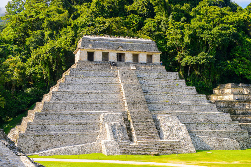Chichen Itza, Mexico, Tulum, Mexico, Palenque, Mexico, Uxmal, Mexico, Becan, Mexico, Caracol, Belize, Tikal, Guatemala, Mayapan, Mexico, El Mirador, Guatemala, Quiriguá, Guatemala, Copán, Honduras, Yaxchilan, Mexico, Yaxha, Guatemala, Calakmul, Mexico, Tazumal, El Salvador