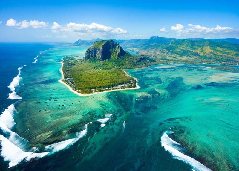 No army: Mauritius No river, No river: Kuwait, No river: Oman, No river: Saudi Arabia, No forest: San Marino, No forest: Oman, No Olympic medal, No Olympic medal: Madagascar, No Olympic medal: Myanmar, No farms, No farms: Monaco, No airport, No airport: Monaco, No airport: Liechtenstein, No army: Mauritius, No army: Vanuatu, No army: Costa Rica, No army: Panama, No army: Iceland, No coastline, No coastline: Mali, No coastline: Niger, No coastline: Chad, No coastline: Mongolia, No coastline: Kazakhstan, No mountains, No mountains: Denmark, No mountains: Gambia, No mountains: Qatar, No mountains: Maldives, No UNESCO World Heritage sites, No UNESCO World Heritage sites: Liberia, No UNESCO World Heritage sites: Guyana, No UNESCO World Heritage sites: South Sudan, No UNESCO World Heritage sites: Somalia