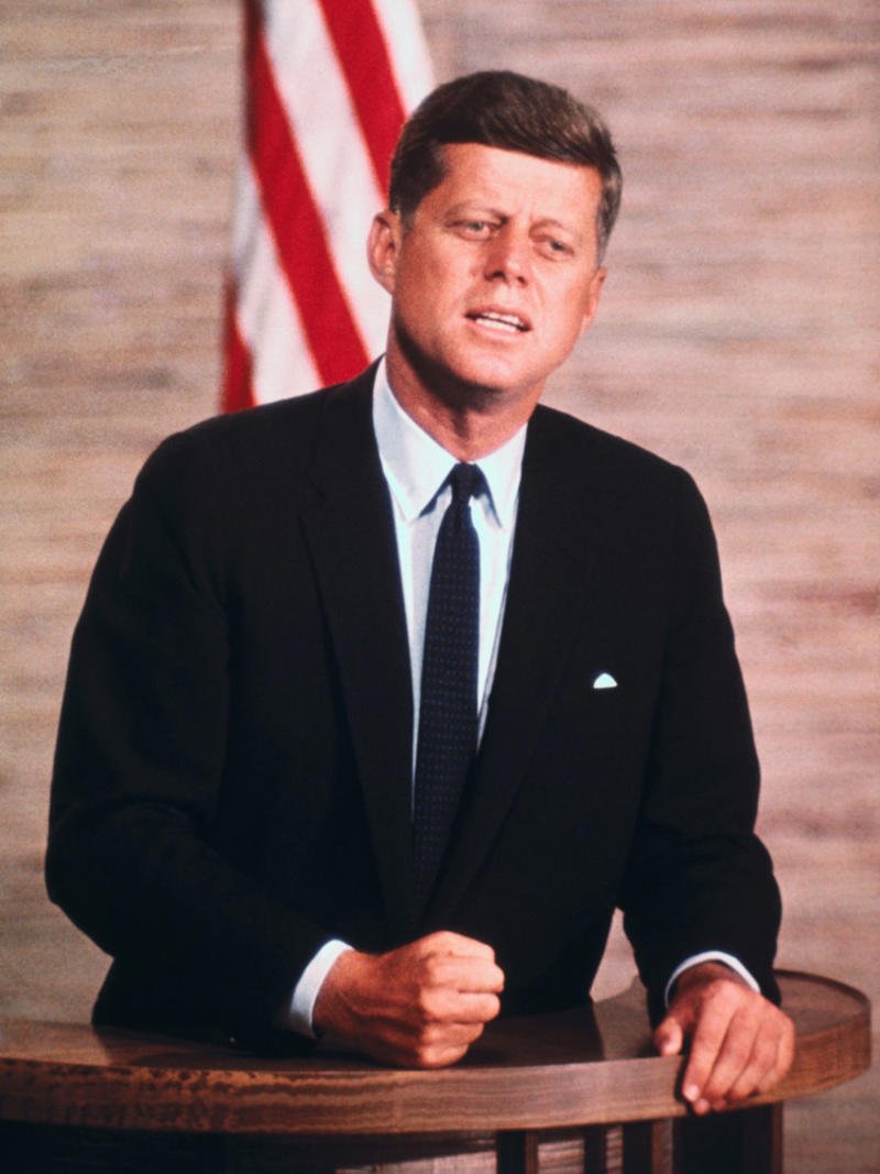 John F. Kennedy (1917–1963) John F. Kennedy (1917–1963), Yitzhak Rabin (1922–1995), Indira Gandhi (1917–1984), William McKinley (1843–1901), Nicolae Ceaușescu (1918–1989), Franz Ferdinand (1863–1914), Olof Palme (1927–1986), Hendrik Verwoerd (1901–1966), Hara Takashi (1856–1921), Spencer Perceval (1762–1812), Sadi Carnot (1837–1894), António Granjo (1881–1921), Theodoros Diligiannis (1826–1905), Michael Collins (1890–1922), Samora Machel (1933 –1986)