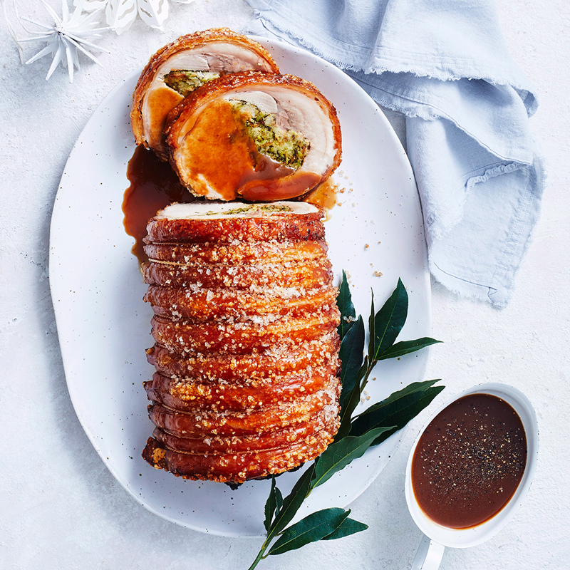 Ingredients, The secret to making the best roast potatoes, How to make roast potatoes in the air fryer, Best roast potatoes recipe variation, Which potatoes are best for roasting?, What to serve with these roast potatoes…