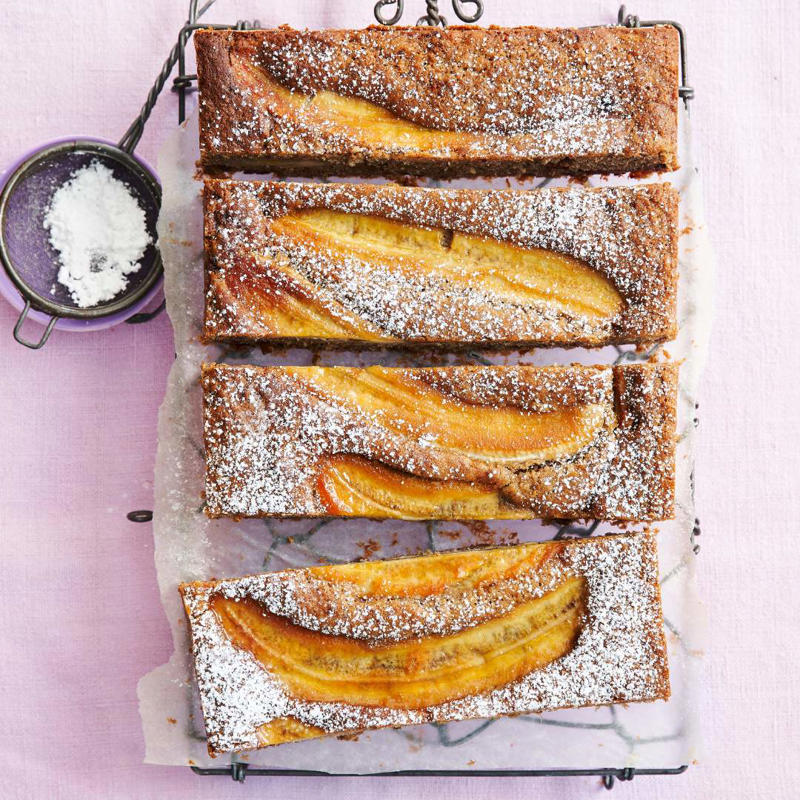 Ingredients, How to store and freeze this lemon blueberry cake, How to make this simple lemon cake, Julie Goodwin's baking recipes