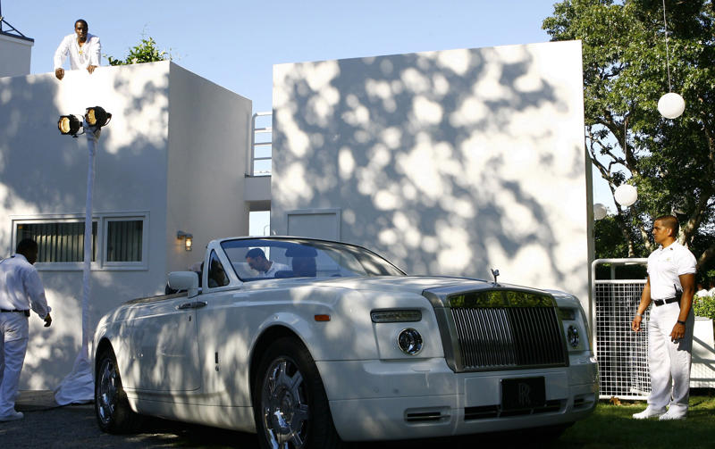 Diddy's net worth, Diddy's homes, Diddy's plane, Diddy's record company, Diddy's art collection, Diddy's cars