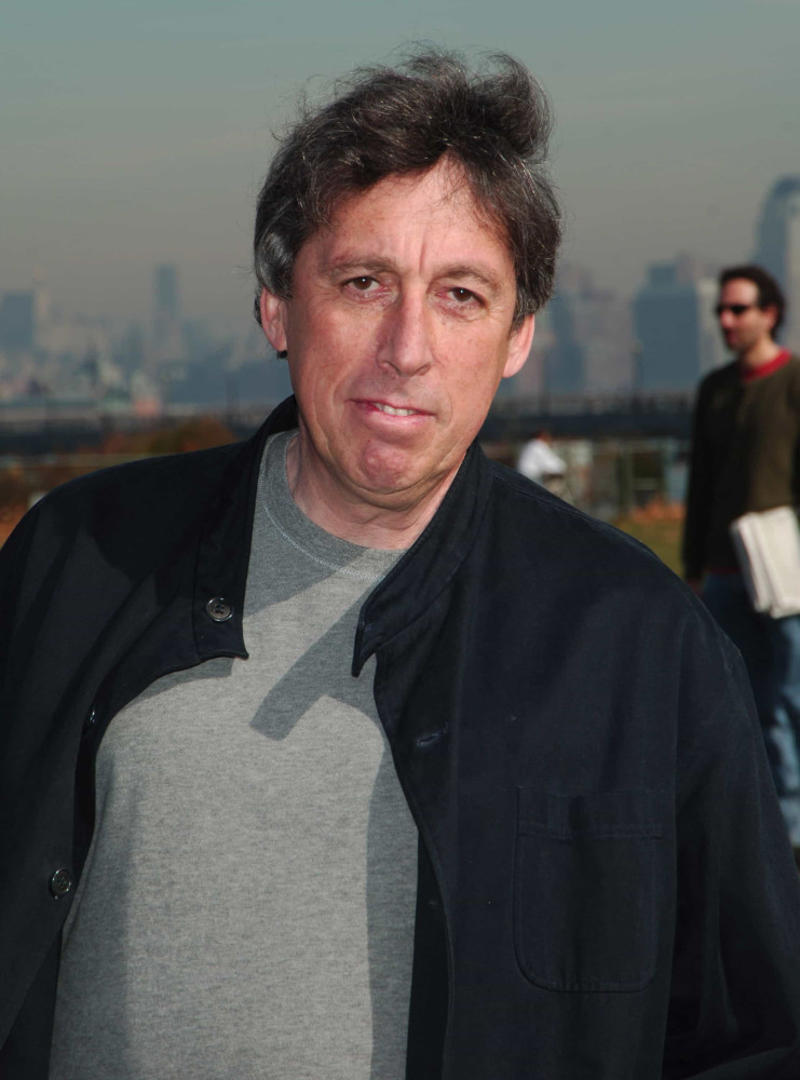 Josh Gad, Christian Dior, Roman Polanski, Gene Simmons, Gal Gadot, Geddy Lee, Miloš Forman, Tommy Ramone, Ivan Reitman, Wolf Blitzer, Madeleine Albright, Jared Kushner, Mila Kunis