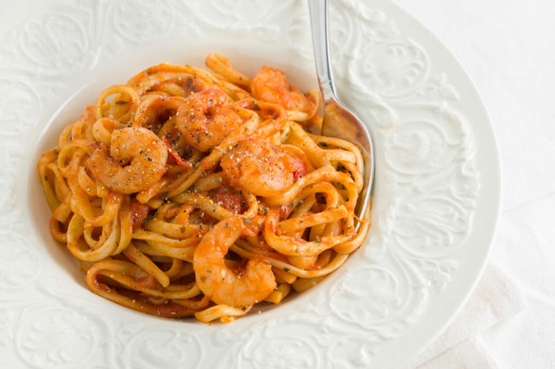 Linguine Peri-peri, Nasi goreng, Grilled appetizer, Shrimp toast, Vol-au-vent, Linguine, Sandwich, Shrimp cocktail, Bruschetta, Stir fry, Coconut curry, Garlic, chili, citrus, Schezwan