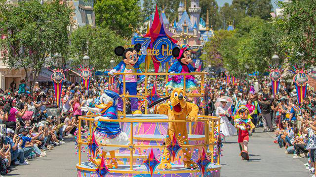 Celebrate Happy Cavalcade, Tapestry of Happiness, Paint the Night, Wondrous Journeys, Better Together: A Pixar Pals Celebration!, World of Color Happiness!